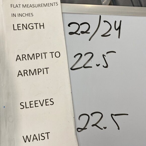 Vince Camuto Blue Stripe Flowy Top Size Medium - Picture 14 of 14